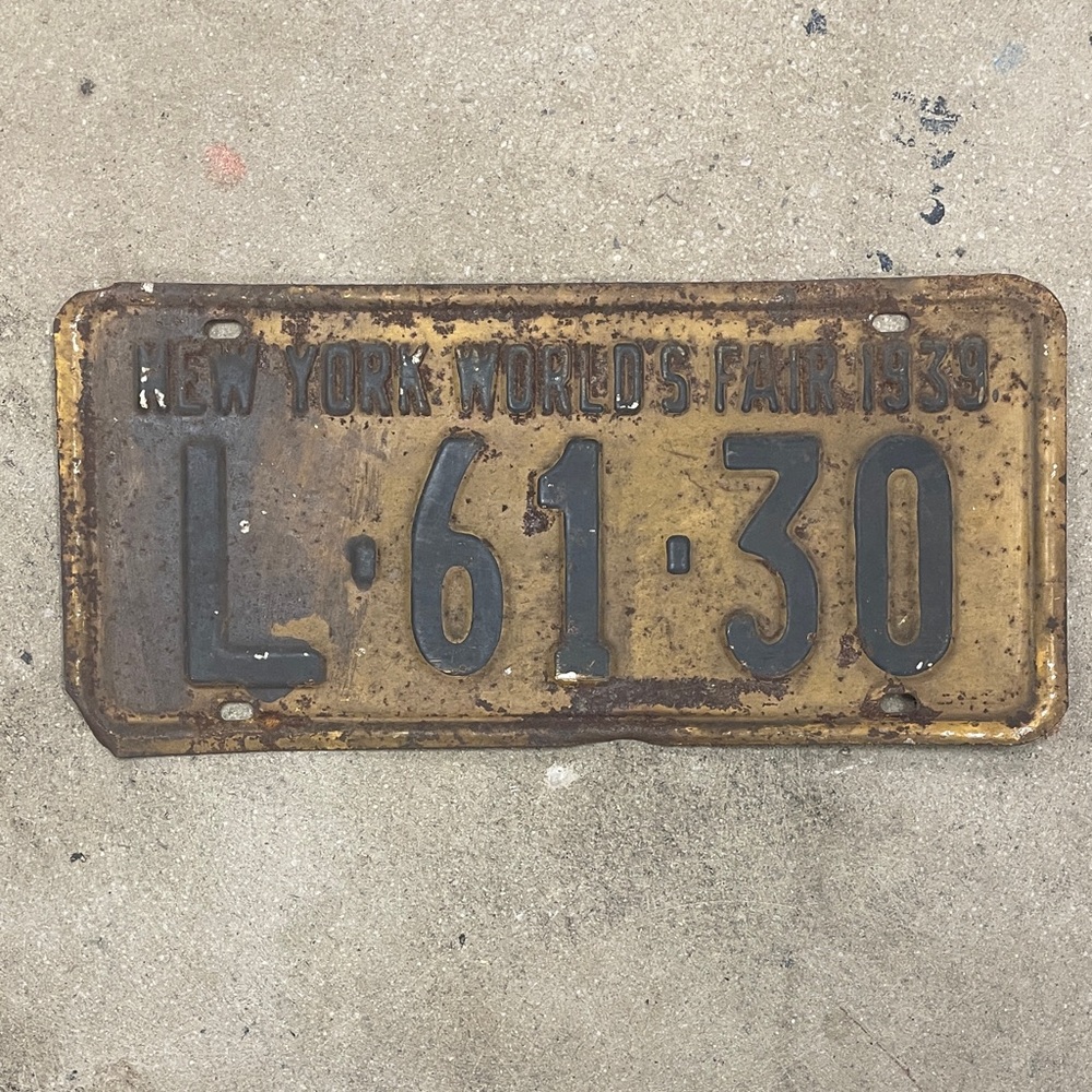 Vintage New York World's Fair 1939 License Plate
